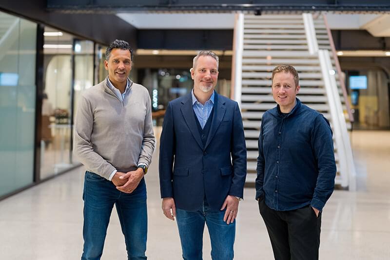 Frank de Beun (CEO for Germany, Austria and Switzerland of The Relevance Group), Karsten Krause-Ablaß (CEO DATALOGUE), Jan Kaeten (Group CFO The Relevance Group)